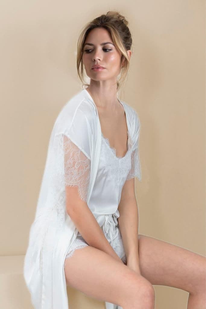 BATA MUJER RASO BLANCO ADMAS 57302 - Imagen 1