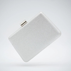 Bolso Clutch de Fiesta en Polipiel con Acabado Brillante Plata 41442 - Imagen 2