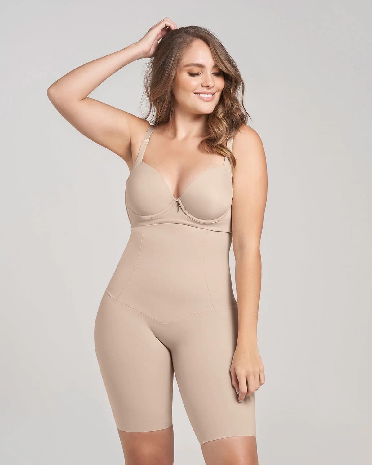 Braga faja de talle alto con control fuerte en abdomen y cintura LEONISA 012940 802 S - Imagen 1