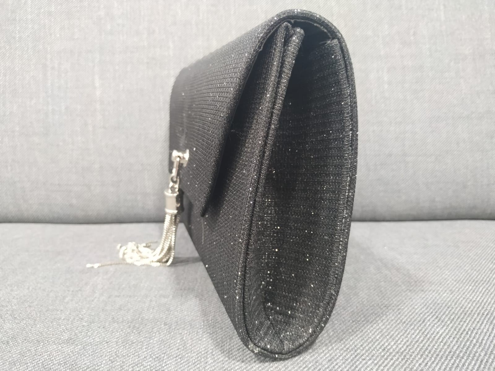 CLUTCH FIESTA PURPURINA NEGRO CADENA - Imagen 2