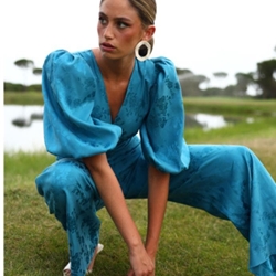 MONO DE FIESTA MAGNOLIA KOBUS MUZO - Imagen 1