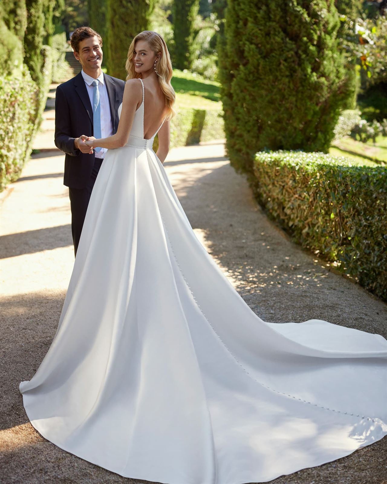 OUTLET Vestido de Novia de Adriana Alier (Dora) - Imagen 2