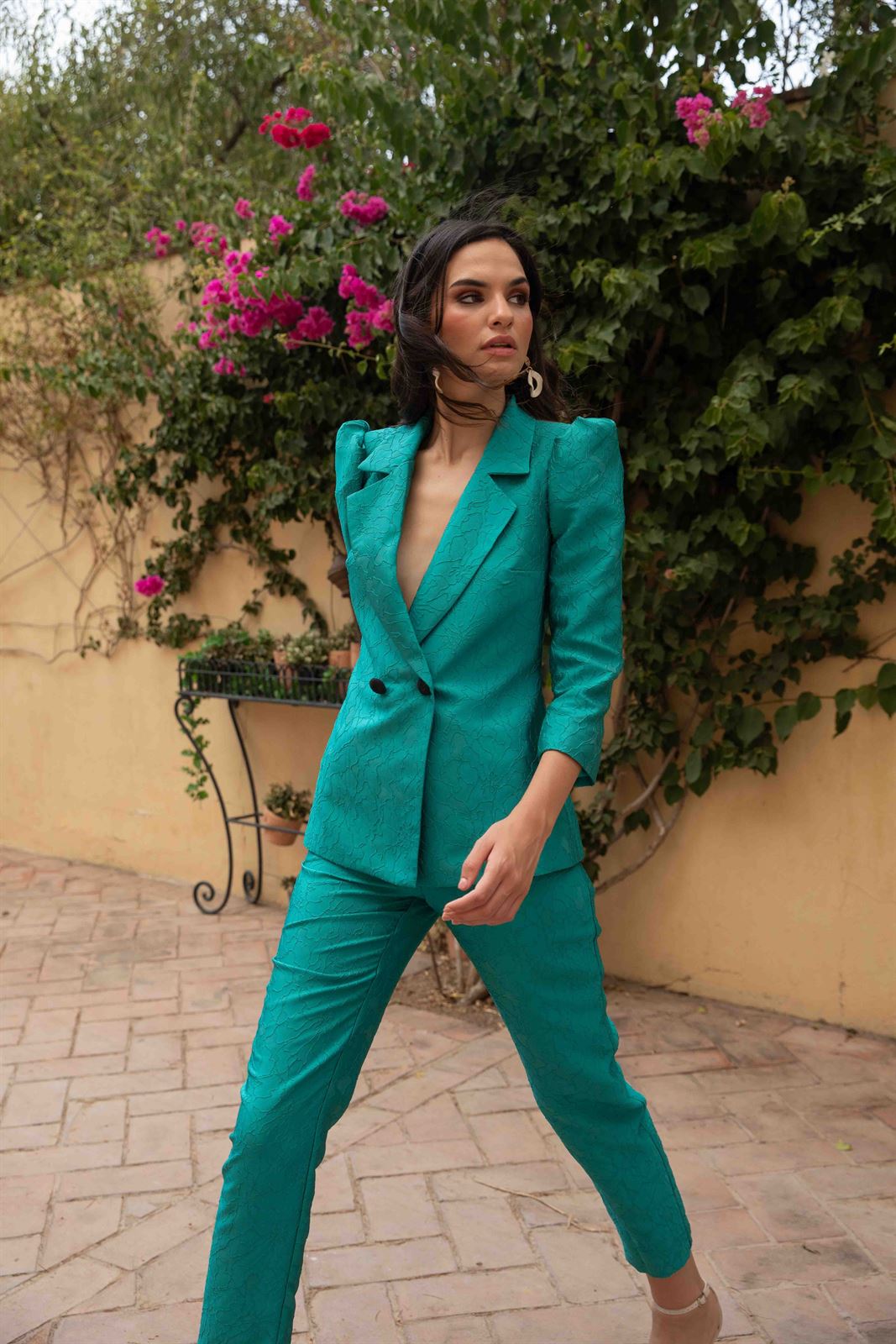 TRAJE PANTALON FLAVIA  MAGNOLIA KOBUS - Imagen 1