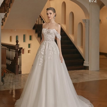 VESTIDO DE NOVIA ALMA COUTURE 672 - Imagen 2