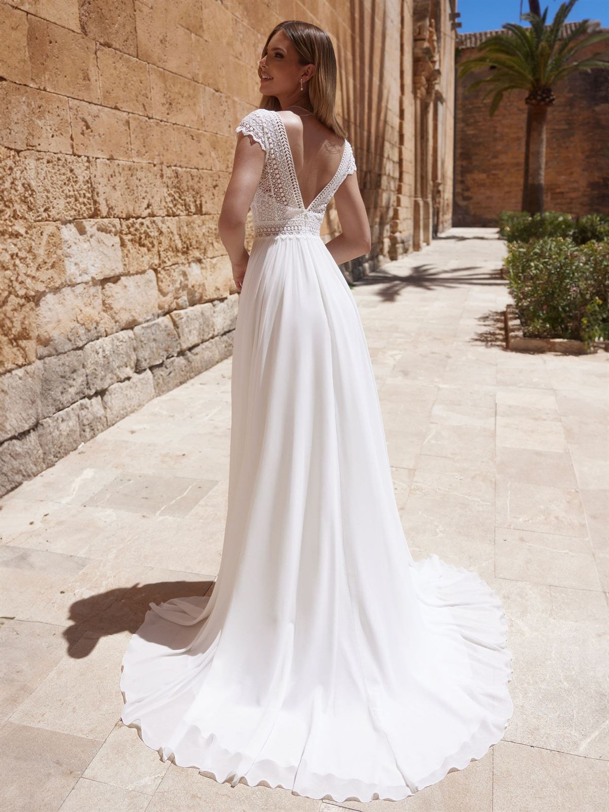 VESTIDO DE NOVIA BIANCO EVENTO WARYS - Imagen 2