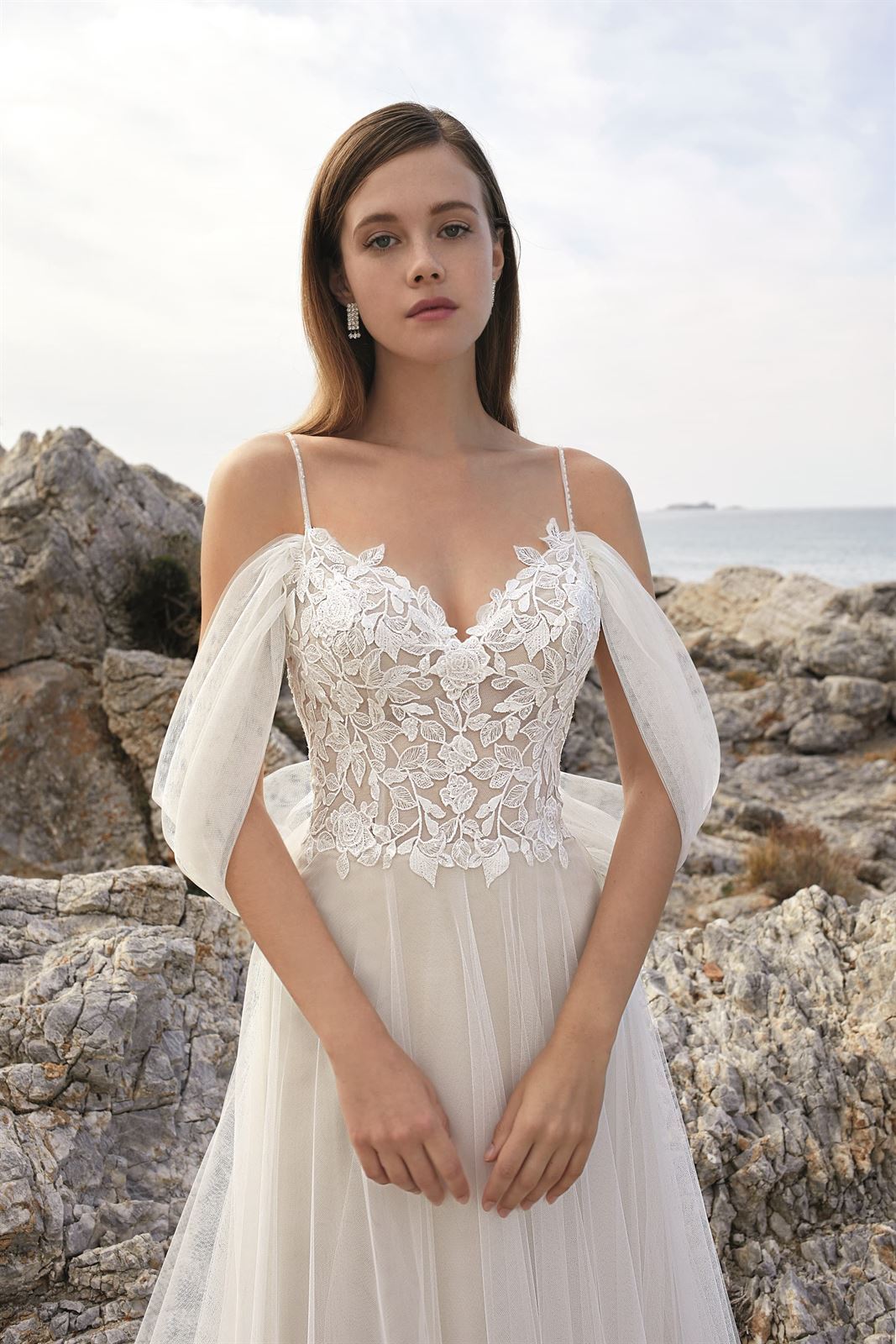 VESTIDO DE NOVIA OREASPOSA L1049 - Imagen 2