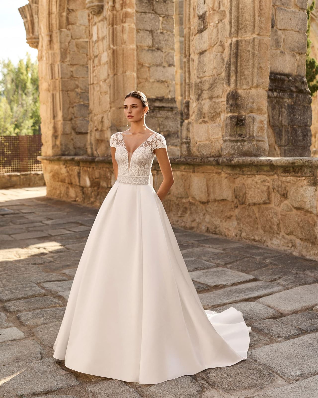 VESTIDO DE NOVIA POEMA - ADRIANA ALIER - Imagen 3