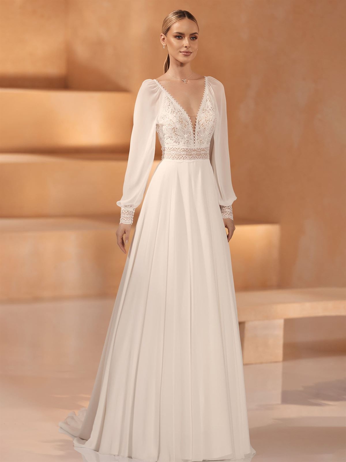 VESTIDO DE NOVIA URSULA DE BIANCO EVENTO - Imagen 2